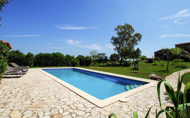Semi-detached Country House With Large Swimming Pool Near Beach and Nice Village
