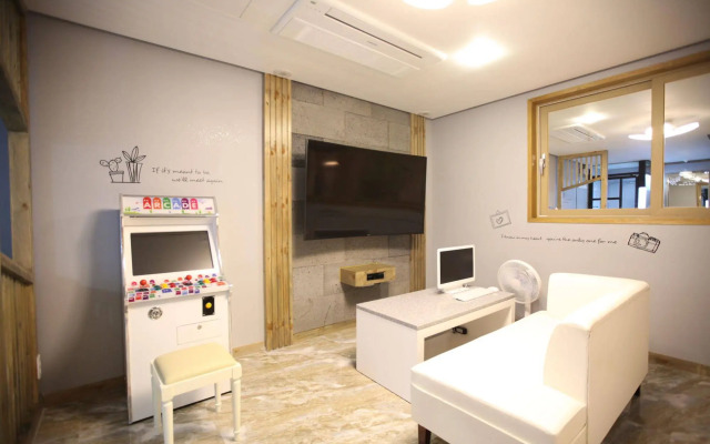 Cheonan Hound Hotel