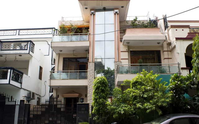 OYO 1247 Hotel Lybranth Residency