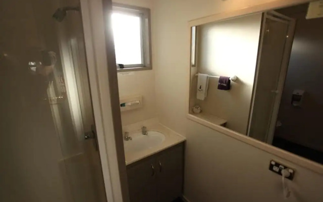 Townhouse Motel