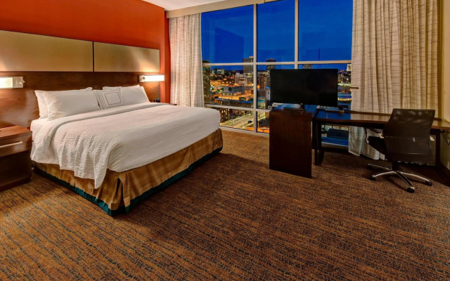 Residence Inn by Marriott Kansas City Downtown/ Convention