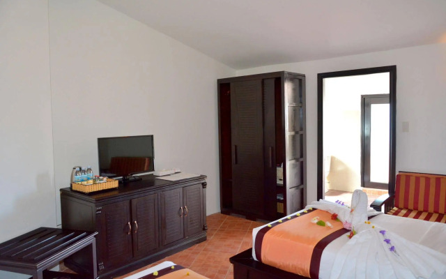 Sea Lion Beach Resort & Spa