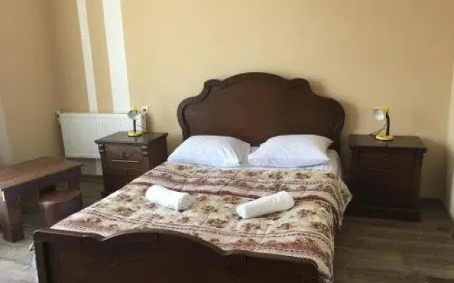 Semeinyi Otel V Kobuleti