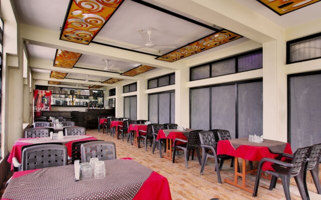 OYO 30475 Sangam Residency