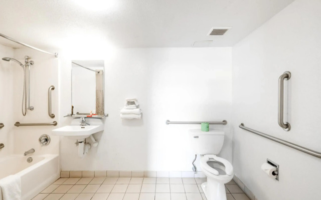 OYO Hotel Houston Katy Freeway