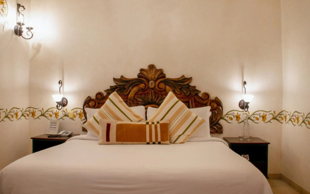 Los Pilares Hotel