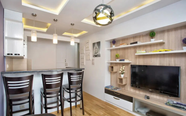 Lux Apartment Goodness