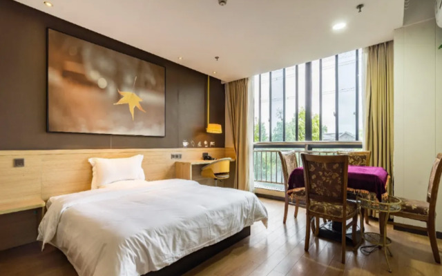 7 Days Inn (Chongqing Bishan Yingjia Tianxia Commercial Pedestrian Street)