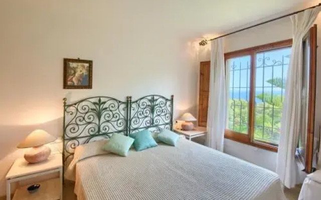 Casa En Alquiler En Sa Riera_L0382