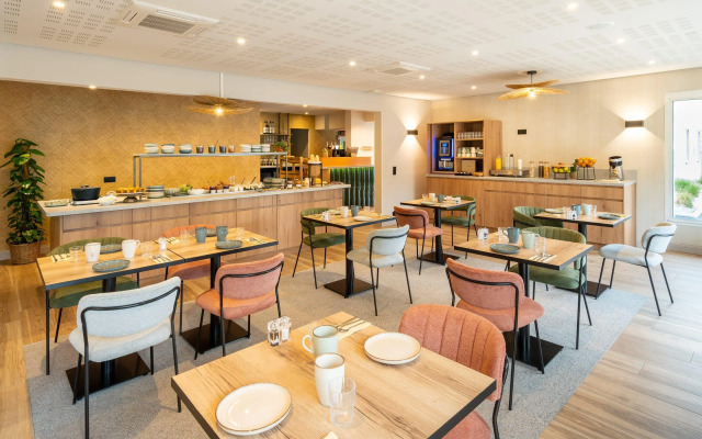 Sure Hotel by Best Western Tours Sud