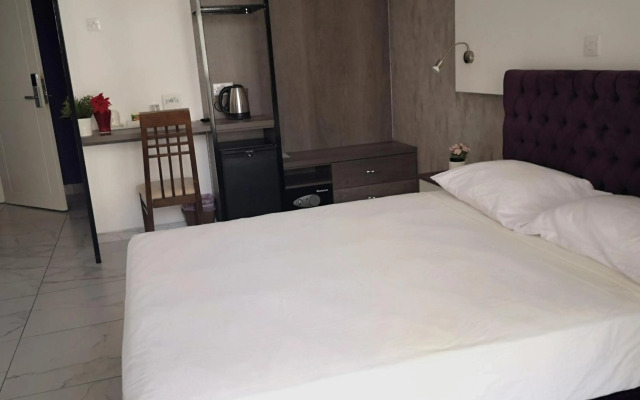 Elena Boutique Residence