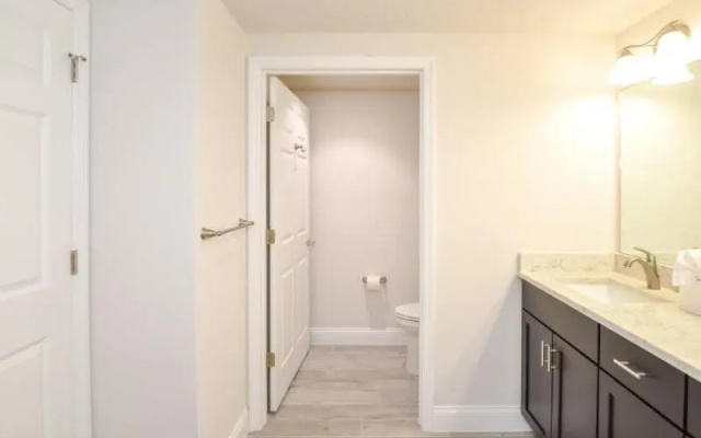Unit 702