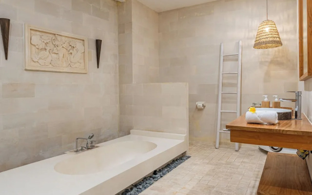 Luxury Villa K Central Seminyak