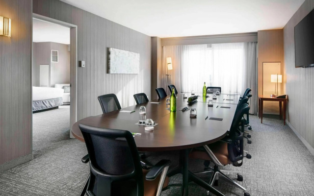 Courtyard by Marriott Indianapolis Downtown