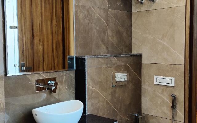 Hotel Pearl Wood By OYO Rooms