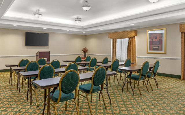 Best Western Plus Waxahachie Inn & Suites