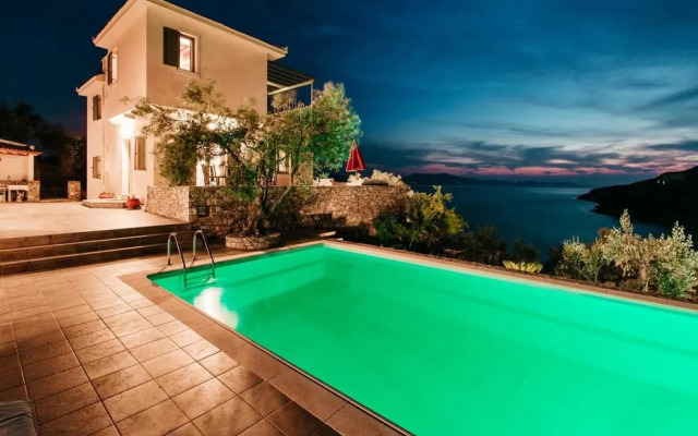 Ammos Beach Villa