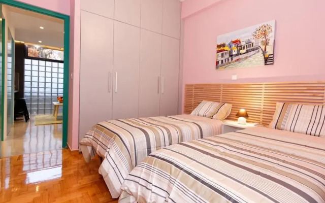 2 bedroom design apartment in Athens center