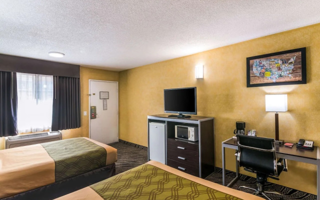 Econo Lodge Hesperia - Victorville I-15