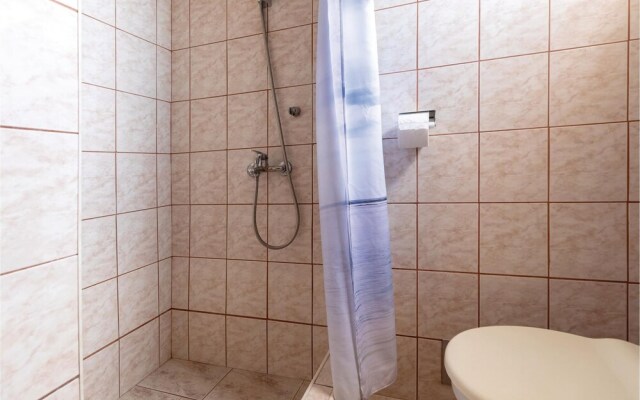 Beautiful Home in Komarna With Wifi and 3 Bedrooms