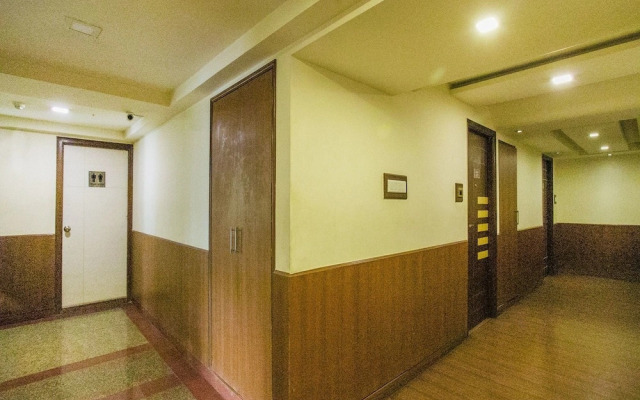 OYO 16557 Sri Krishna International