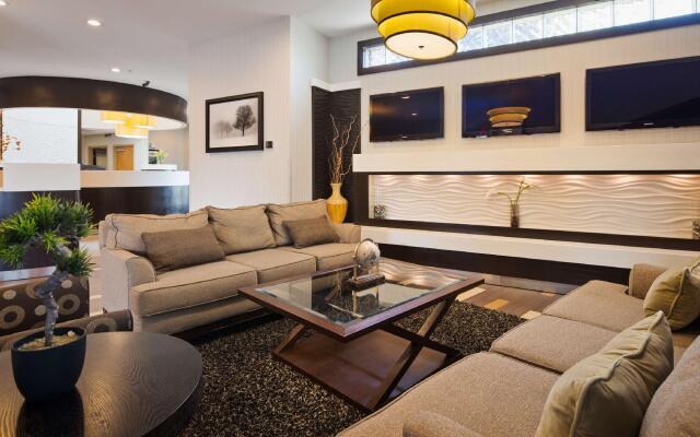 Sonesta Essential Indianapolis Airport