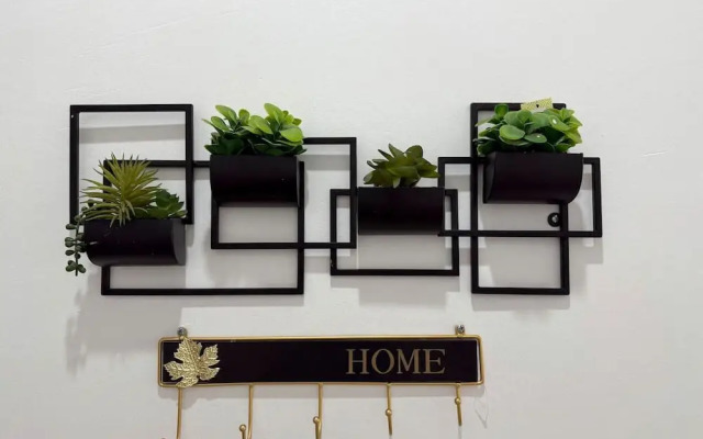 Rincon Colonial Apartments