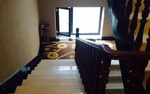 yuzhongWanhao Business Hotel