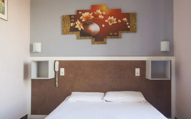Sarl Hotel Cesar