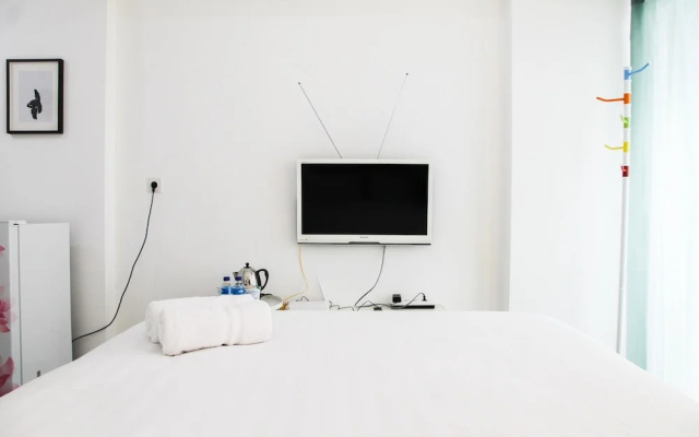 Exclusive Studio Room Poris 88 Apartment