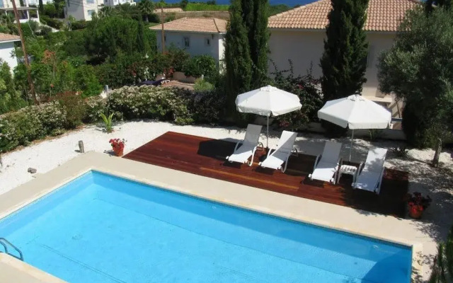 Carob Tree Villa