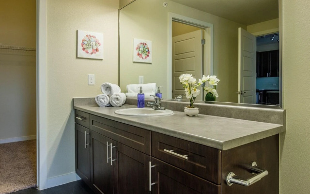 FRONTDESK West 7th District Apts Fort Worth