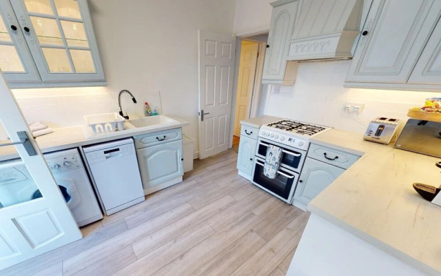 Ilfracombe Raphael 2 Bedrooms