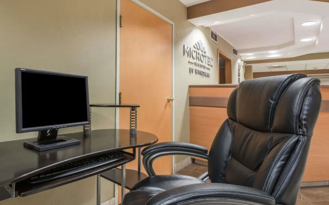 Microtel Inn And Suites Philadelphia