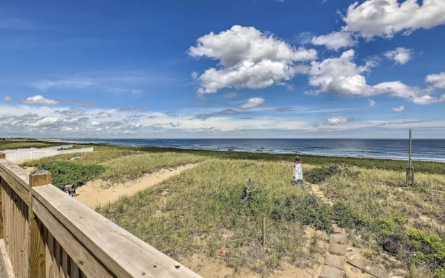 Charming Oceanfront Home on Salisbury Beach
