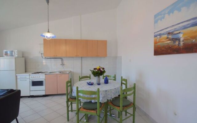 Apartment Rose Gemmano 14092