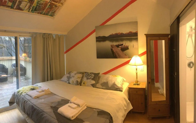 Toronto Garden Inn Bed and Breakfast