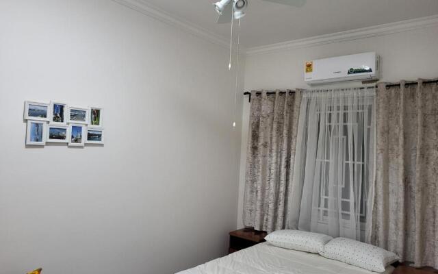 Accra Cozy Retreat With 2 Bedrooms