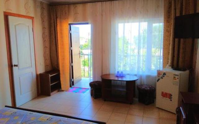 Kolobok Guest House