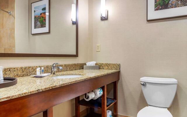 Lift Bridge Lodge, an Ascend Collection Hotel