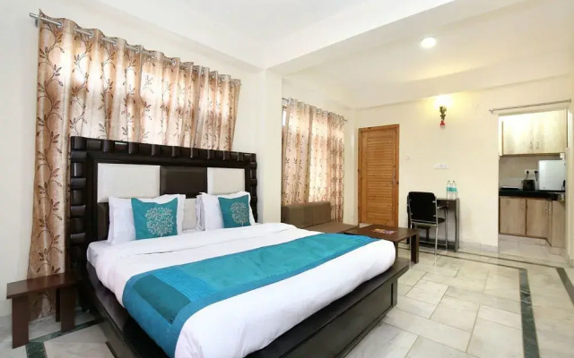 Oyo 11584 Home Modern Studio Apartment