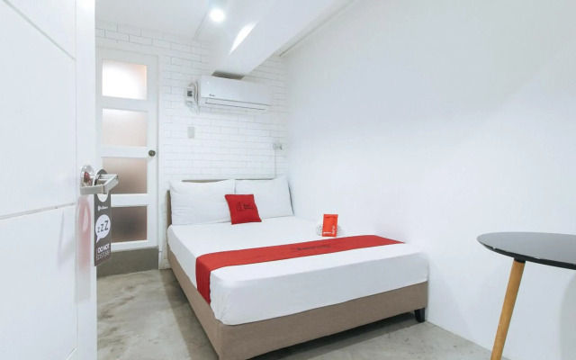 RedDoorz Plus @ Danlig Street Makati