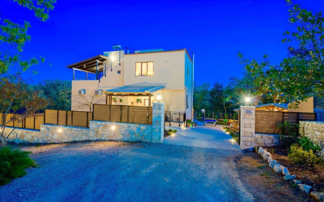 Modern Villa in Crete with Pool And Hammock