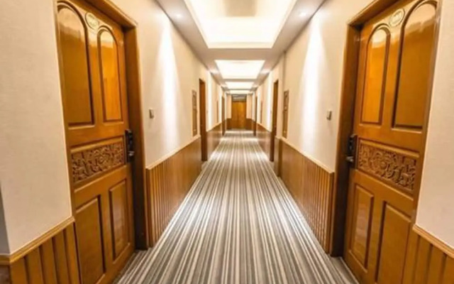 Sunrise Hotel