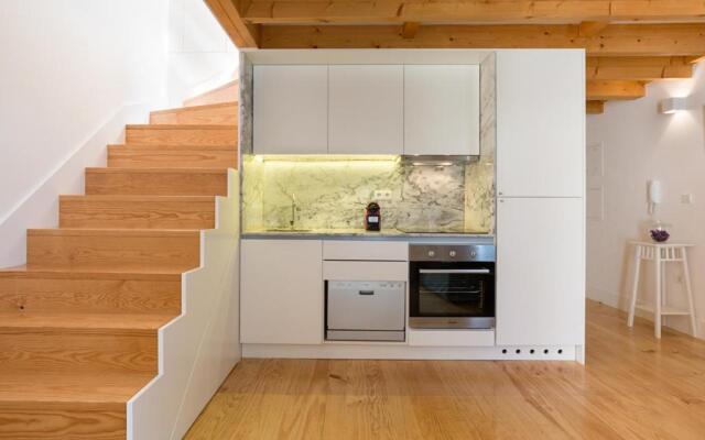 Almada Studio 419