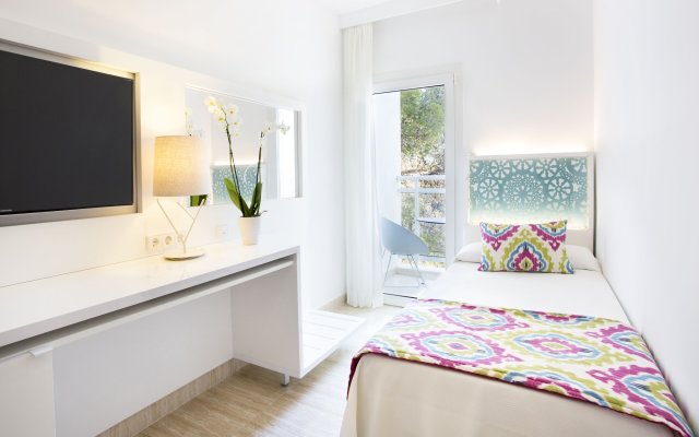 Grupotel Ibiza Beach Resort - Adults Only