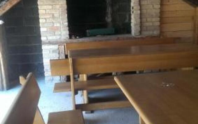 Guest house Jurini Dvori