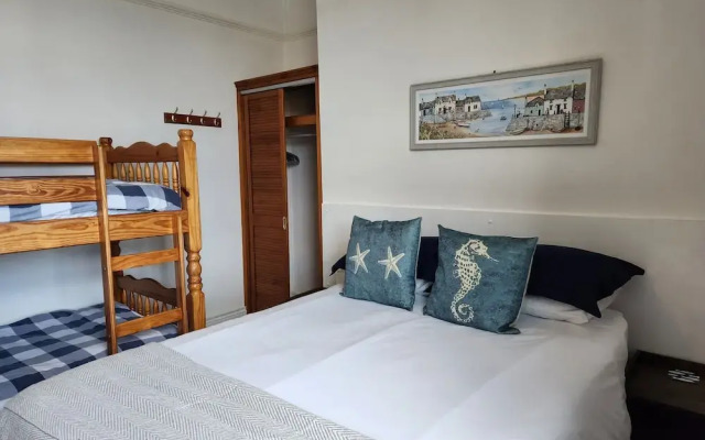 Rose Court Holiday Apartments