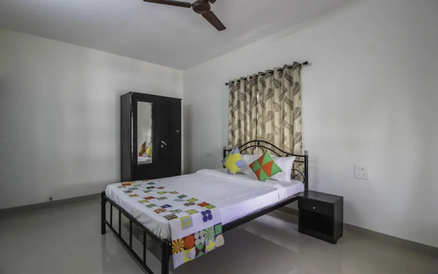 OYO Home 11012 Peaceful 1BHK Nerul