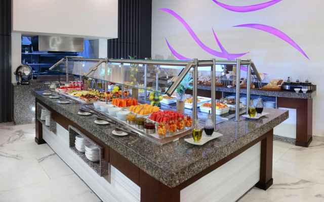 Hotel Guadalajara Country Club by HNF